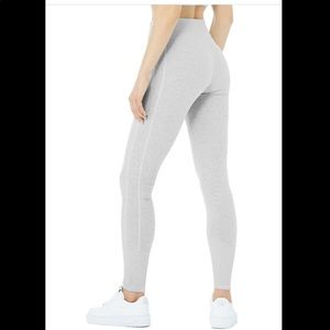 NWT High-Waist Alosoft Lounge Legging Heather Grey Size L